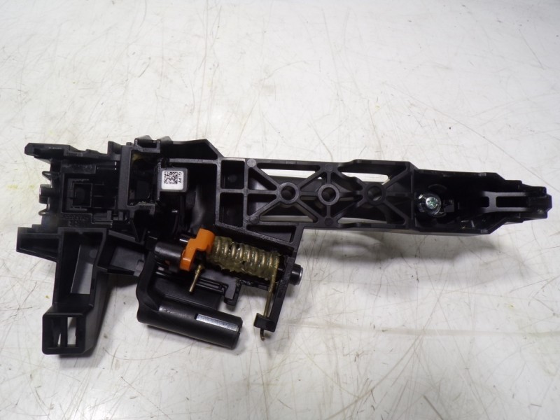 Recambio de maneta exterior trasera derecha para hyundai tucson 1.6 crdi referencia OEM IAM   