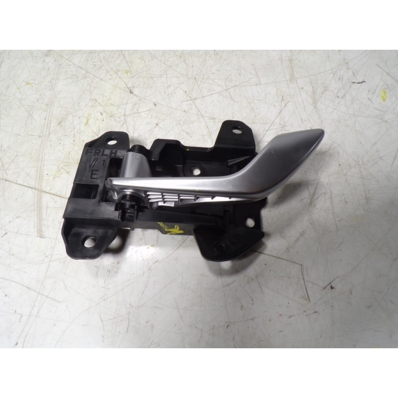 Recambio de maneta interior delantera izquierda para hyundai tucson 1.6 crdi referencia OEM IAM  82613N7000 