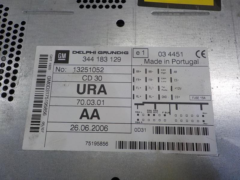 Recambio de sistema audio / radio cd para opel zafira b 1.9 cdti referencia OEM IAM   