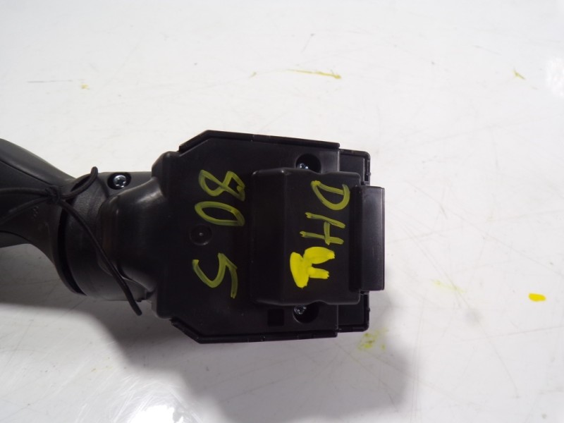 Recambio de mando limpia para lexus ux (za10) 250h e-four referencia OEM IAM 8465276050 7605017L066 7605017L066