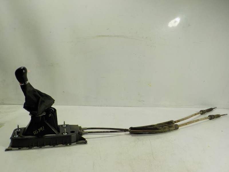 Recambio de palanca cambio para skoda octavia combi (5e5) 1.6 tdi dpf referencia OEM IAM 5Q0711049AP 5Q0711049AP 