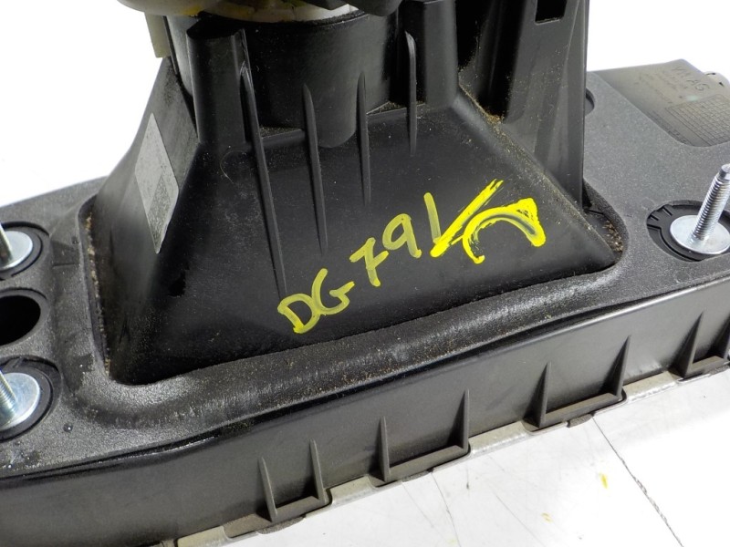 Recambio de palanca cambio para skoda octavia combi (5e5) 1.6 tdi dpf referencia OEM IAM 5Q0711049AP 5Q0711049AP 