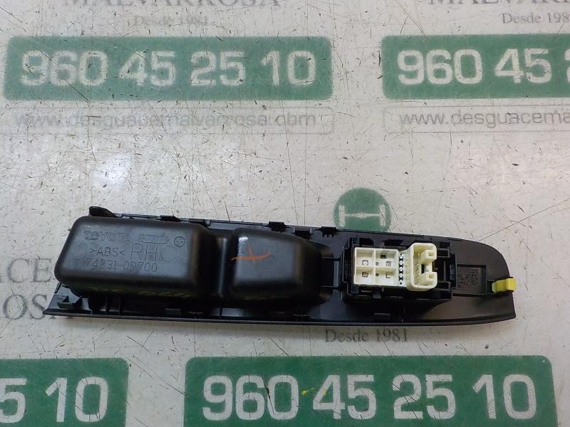 Recambio de mando elevalunas delantero derecho para toyota yaris referencia OEM IAM 848100D030  