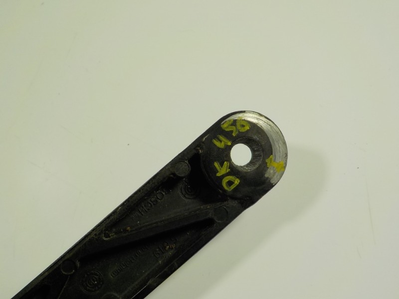 Recambio de brazo limpia delantero izquierdo para skoda octavia berlina (1z3) 1.4 16v tsi referencia OEM IAM 1Z1955409A  