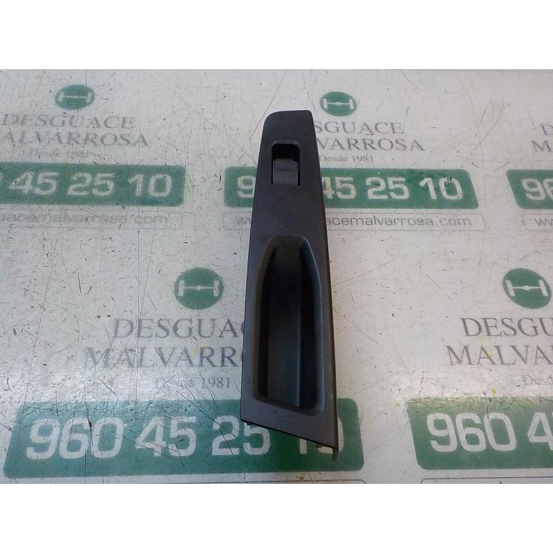 Recambio de mando elevalunas trasero izquierdo para toyota yaris referencia OEM IAM 848100D030  