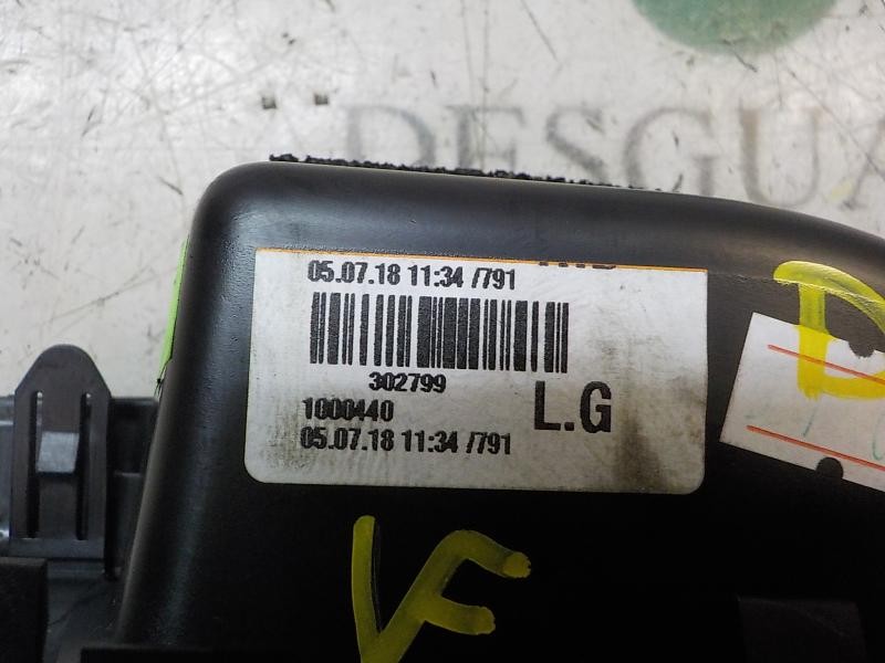 Recambio de mando elevalunas trasero izquierdo para toyota yaris referencia OEM IAM 848100D030  
