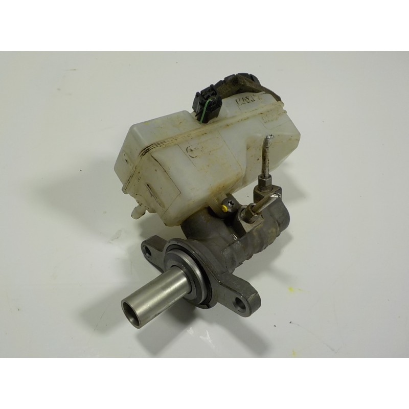 Recambio de bomba freno para dacia lodgy 1.5 dci diesel fap cat referencia OEM IAM 460112629R 460915125R 