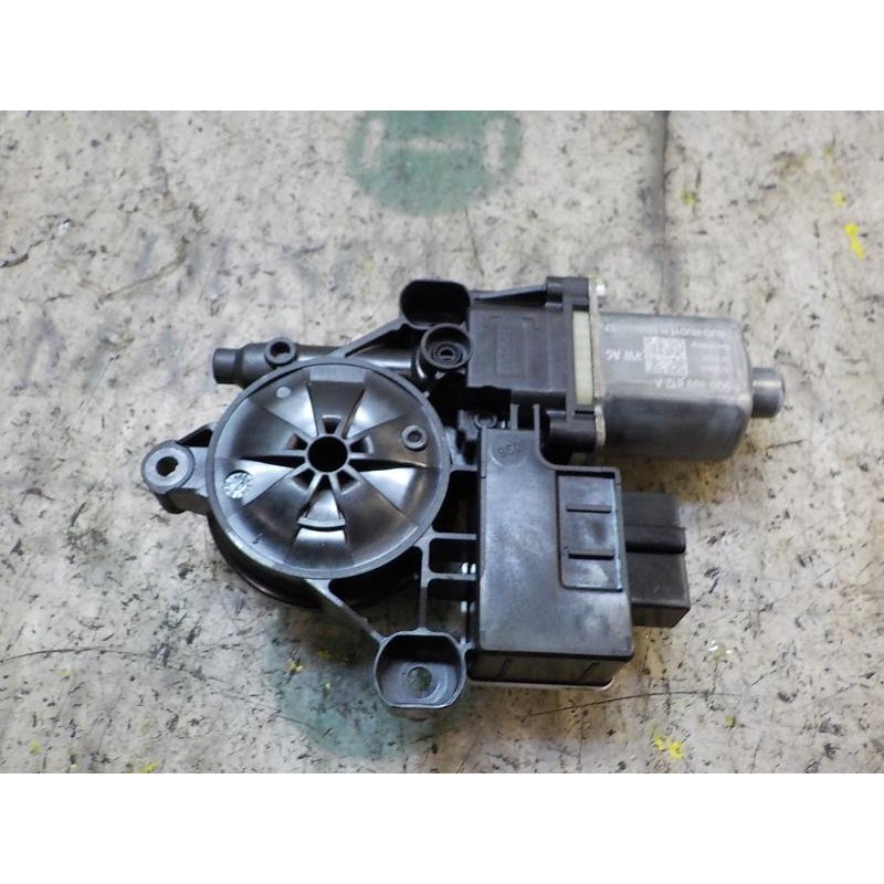 Recambio de motor elevalunas trasero derecho para seat leon (5f1) 1.6 tdi referencia OEM IAM 5Q0959812ASE2  