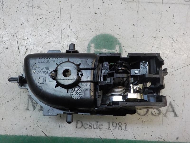 Recambio de maneta interior delantera izquierda para toyota yaris referencia OEM IAM 6920602300C2  