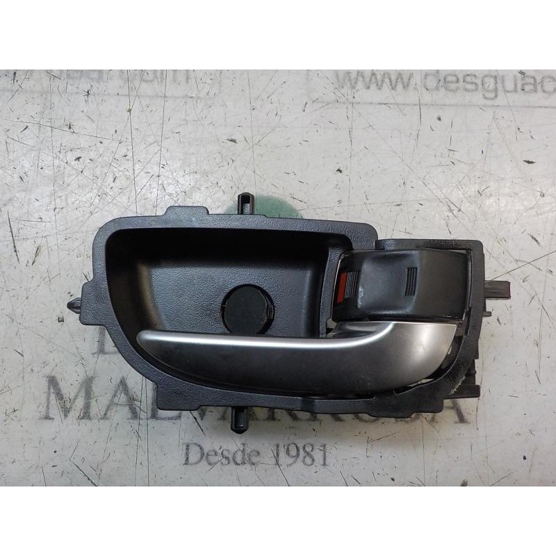 Recambio de maneta interior trasera derecha para toyota yaris referencia OEM IAM 6920502330C2  