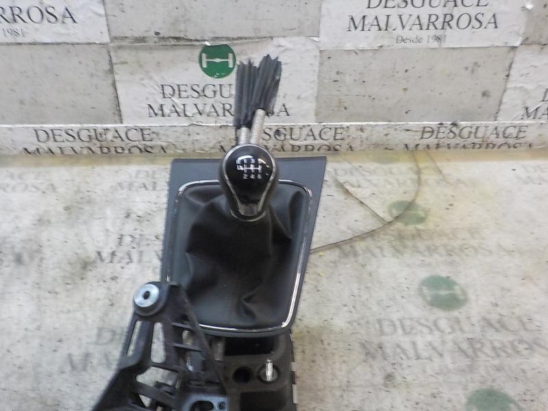 Recambio de palanca cambio para seat leon (5f1) 1.6 tdi referencia OEM IAM 5Q0711049AP  