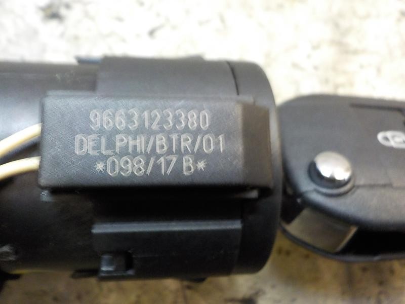 Recambio de antirrobo para citroën c4 cactus 1.2 12v vti referencia OEM IAM 1608682880 9663123380 
