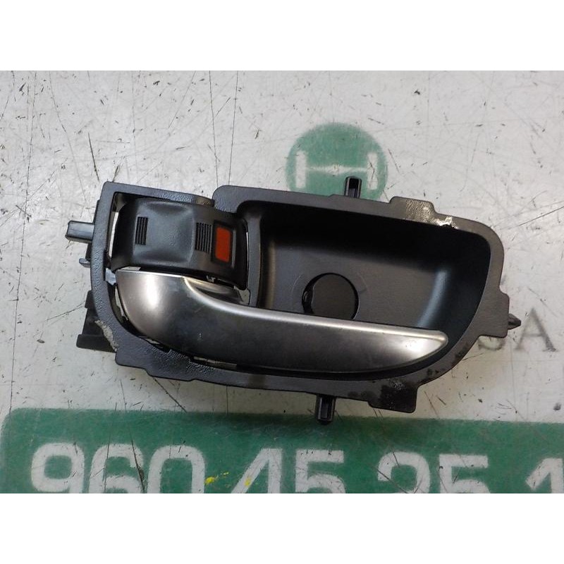 Recambio de maneta interior trasera izquierda para toyota yaris referencia OEM IAM 6920602300C2  