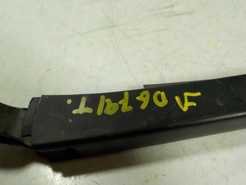 Recambio de brazo limpia trasero para skoda octavia combi (5e5) 1.6 tdi dpf referencia OEM IAM 5E9955707A  