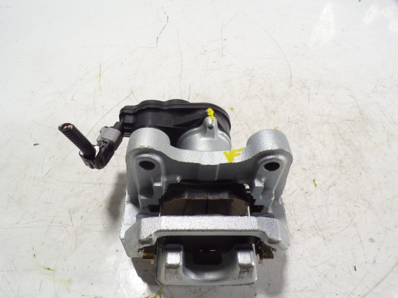 Recambio de pinza freno trasera derecha para lexus ux (za10) 250h e-four referencia OEM IAM 4783042100  