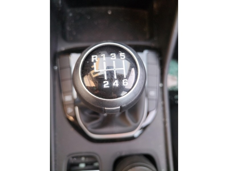 Recambio de palanca cambio para hyundai tucson 1.6 crdi referencia OEM IAM  43700N7120 