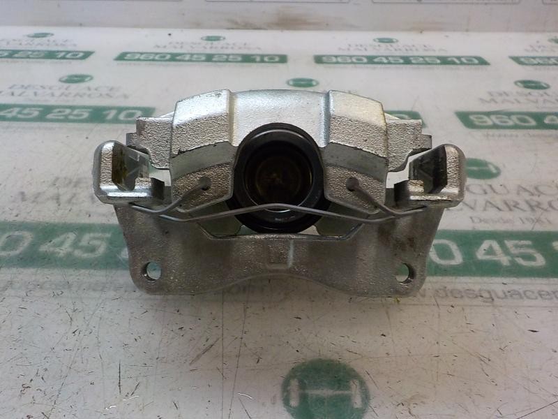 Recambio de pinza freno delantera derecha para toyota yaris referencia OEM IAM 477300D200  