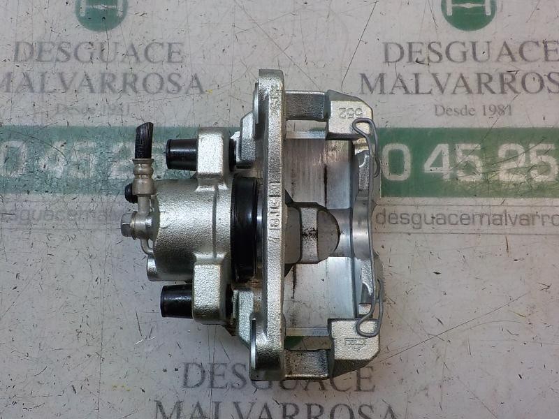 Recambio de pinza freno delantera derecha para toyota yaris referencia OEM IAM 477300D200  