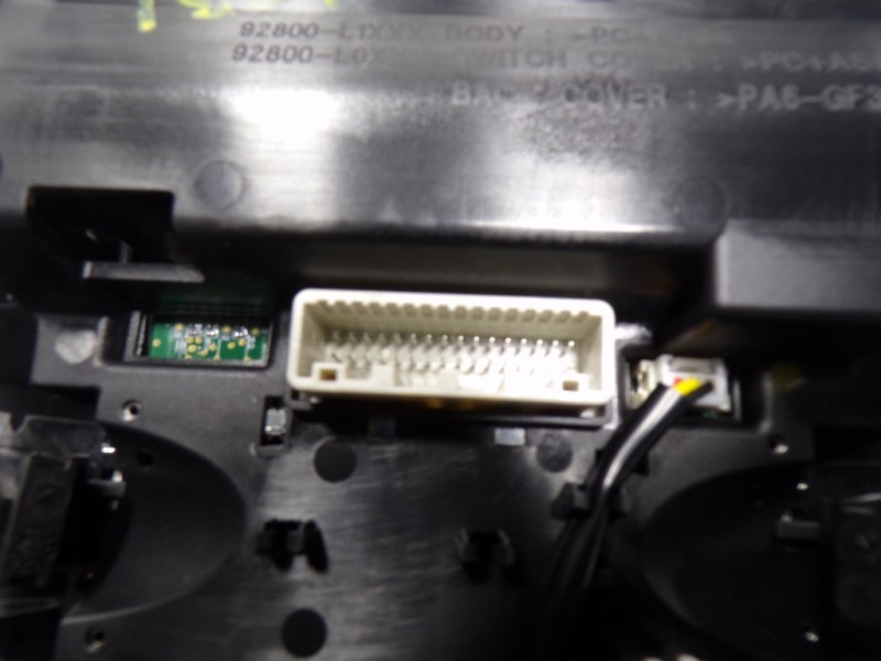 Recambio de piloto interior para hyundai tucson 1.6 crdi referencia OEM IAM  92800N9220MMH 