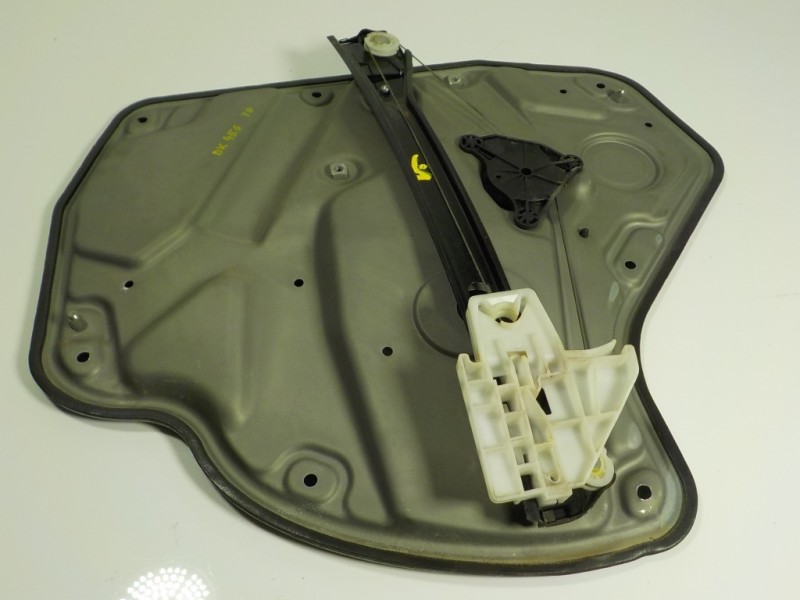 Recambio de elevalunas trasero derecho para skoda octavia berlina (1z3) 1.4 16v tsi referencia OEM IAM 1Z0839462A 1Z0839656F 