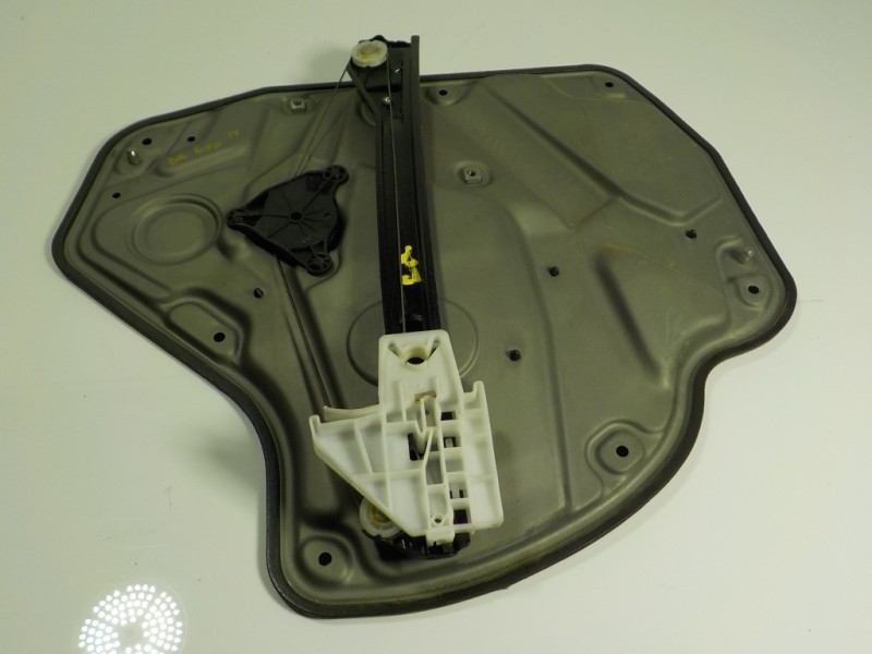 Recambio de elevalunas trasero izquierdo para skoda octavia berlina (1z3) 1.4 16v tsi referencia OEM IAM 1Z0839461A  