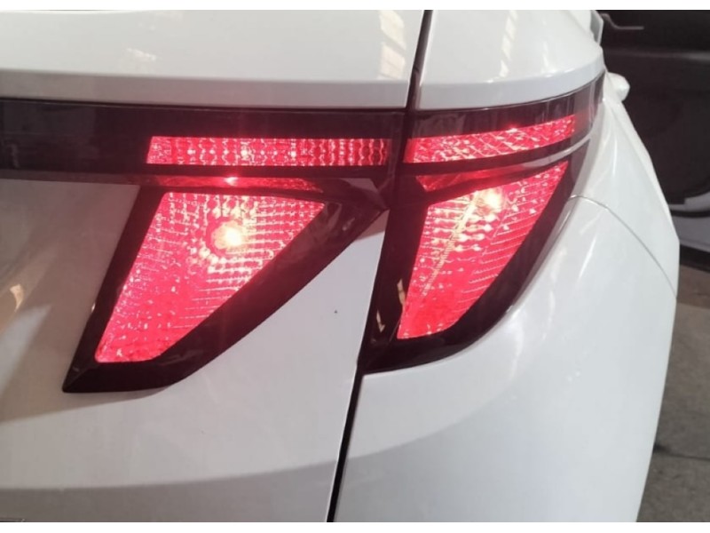 Recambio de piloto trasero derecho para hyundai tucson 1.6 crdi referencia OEM IAM  92402N7000 