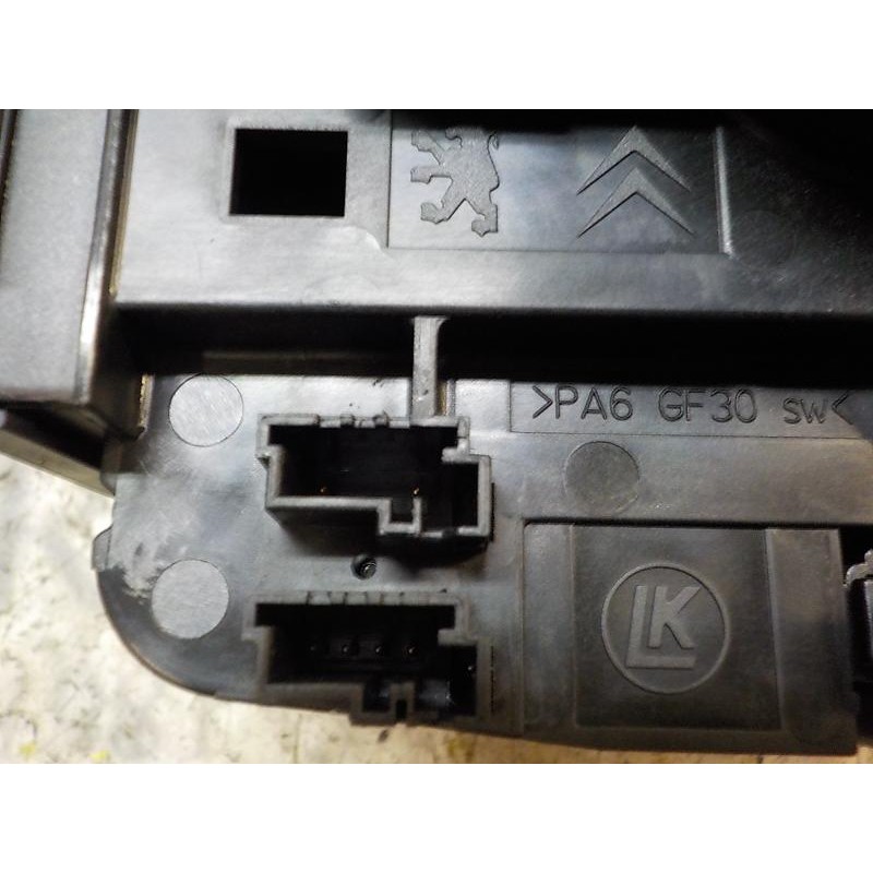 Recambio de mando luces para citroën c4 cactus 1.2 12v vti referencia OEM IAM 98139475ZD 98139475ZD LK1013296016