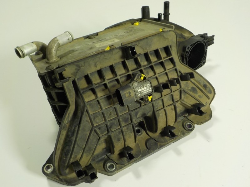 Recambio de intercooler para skoda octavia berlina (1z3) 1.4 16v tsi referencia OEM IAM 03C145749B 03C145749B 993282L