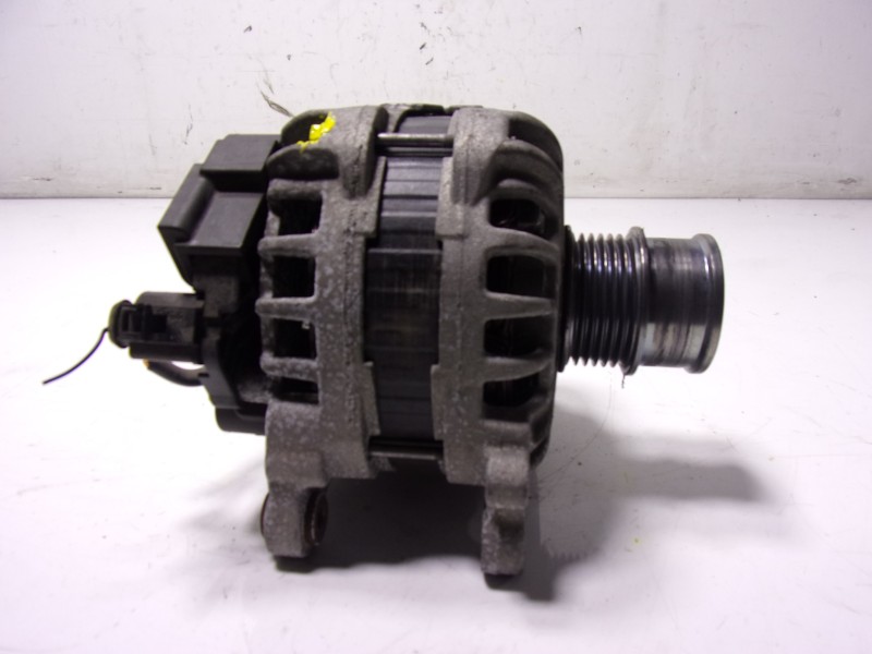 Recambio de alternador para seat ibiza (6p1) 1.2 tsi referencia OEM IAM  04E903021M 