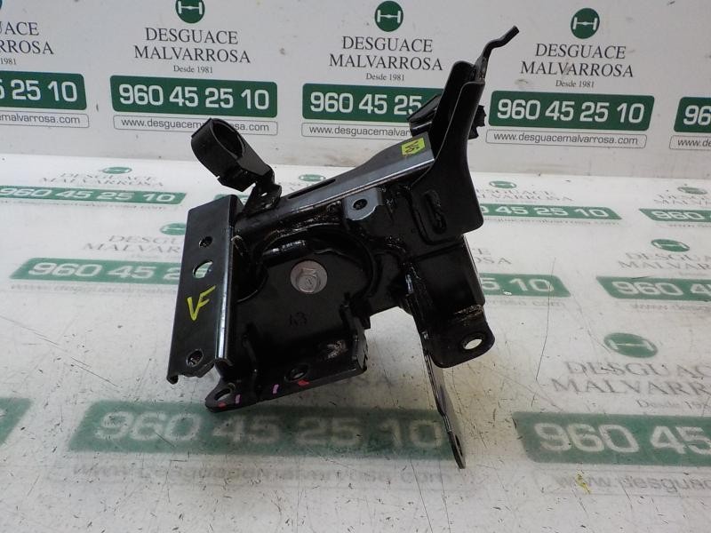 Recambio de soporte cambio para toyota yaris referencia OEM IAM 123720M100  