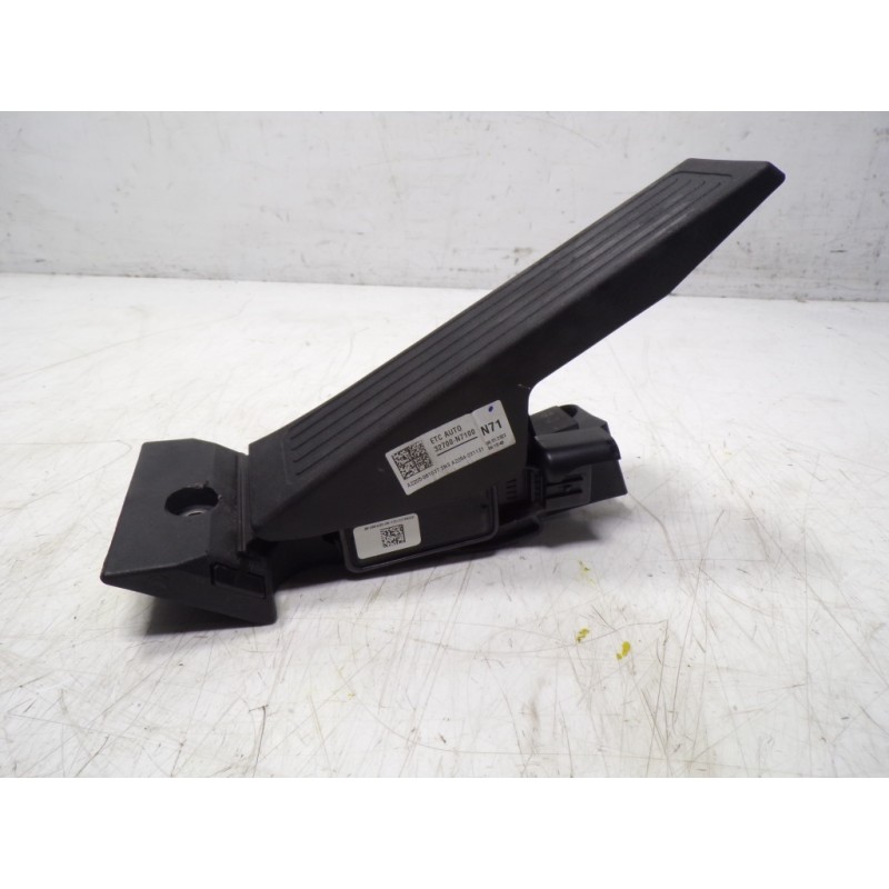 Recambio de potenciometro pedal para hyundai tucson 1.6 crdi referencia OEM IAM  32700N7100 