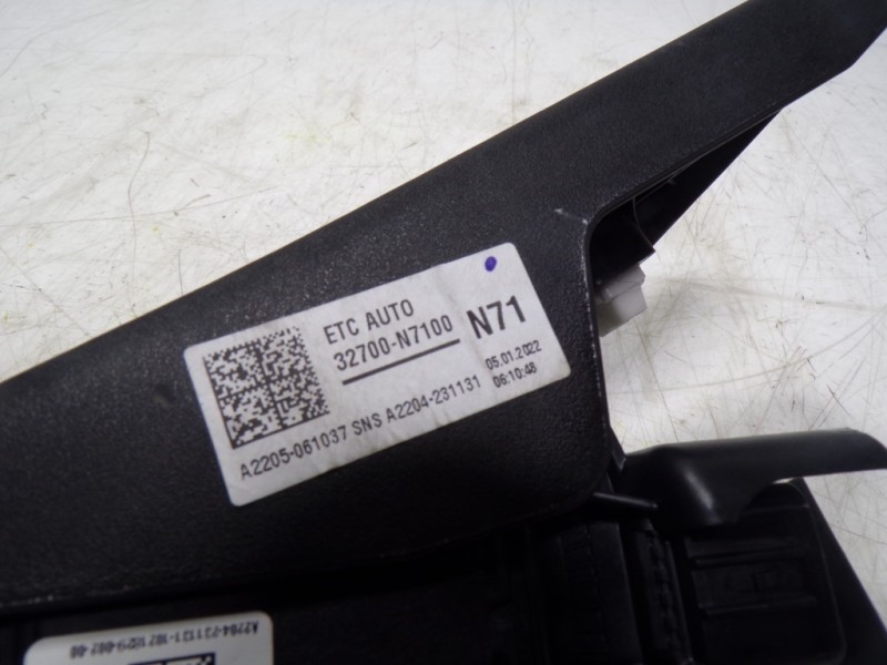 Recambio de potenciometro pedal para hyundai tucson 1.6 crdi referencia OEM IAM  32700N7100 