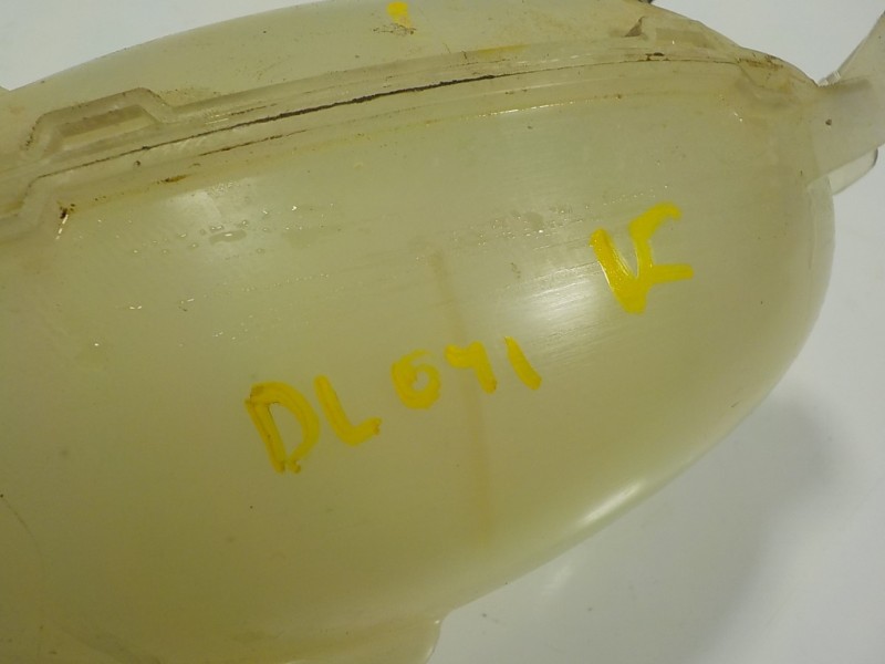 Recambio de deposito expansion para dacia lodgy 1.5 dci diesel fap cat referencia OEM IAM 217104354R 217101878R 