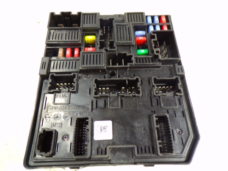 Recambio de caja reles / fusibles para nissan x-trail (t32) acenta 4x4 referencia OEM IAM 284B75NA0A 284B75NA0A 