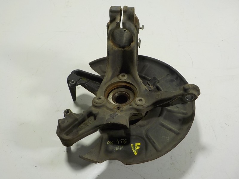 Recambio de mangueta delantera derecha para skoda octavia berlina (1z3) 1.4 16v tsi referencia OEM IAM 1K0407256T  