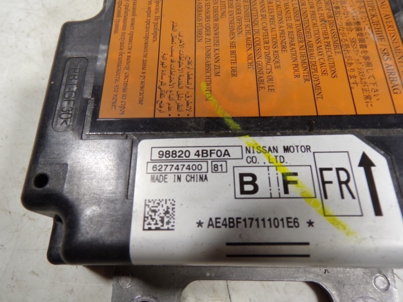 Recambio de centralita airbag para nissan x-trail (t32) acenta 4x4 referencia OEM IAM K88204BF0A 988204BF0A 627747400