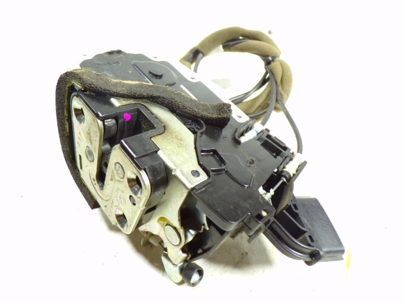 Recambio de cerradura puerta delantera izquierda para nissan x-trail (t32) acenta 4x4 referencia OEM IAM 806714CE0A T2411440 T24