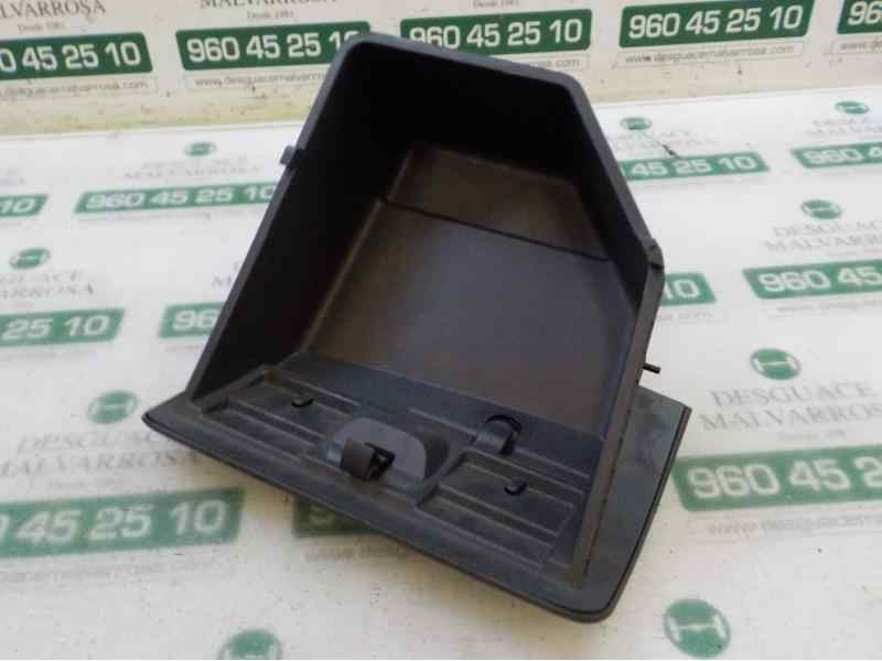 Recambio de guantera para dacia lodgy 1.5 dci diesel fap cat referencia OEM IAM 685000924R  