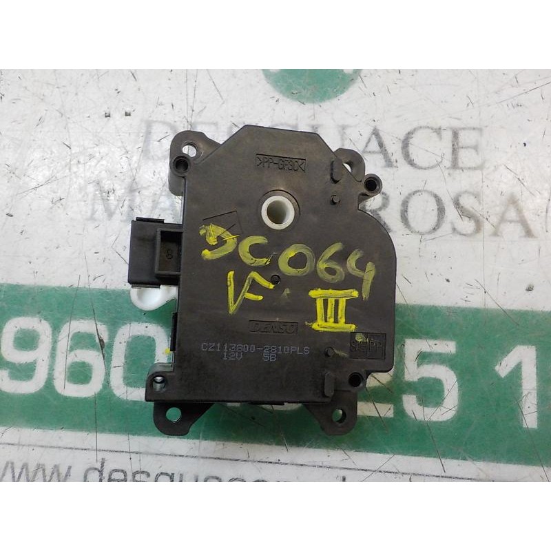 Recambio de motor apertura trampillas climatizador para toyota yaris referencia OEM IAM  1138002810 1138002810