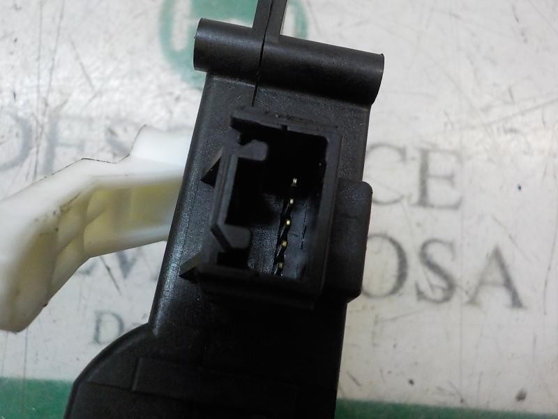 Recambio de motor apertura trampillas climatizador para toyota yaris referencia OEM IAM  1138002810 1138002810