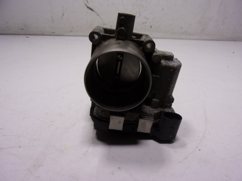 Recambio de caja mariposa para seat ibiza (6p1) 1.2 tsi referencia OEM IAM  03F133062B 