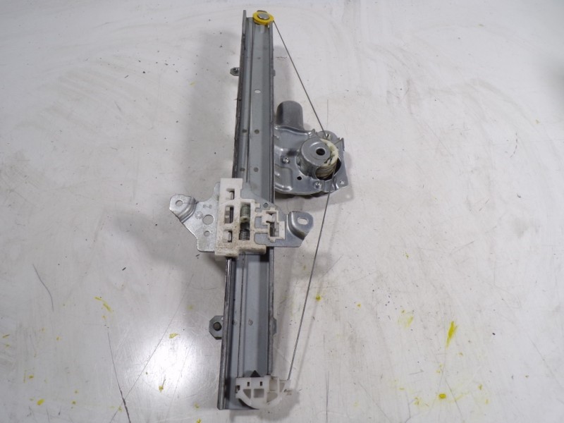 Recambio de elevalunas delantero derecho para nissan x-trail (t32) acenta 4x4 referencia OEM IAM 807204CA0A 807314CA0A 261005640