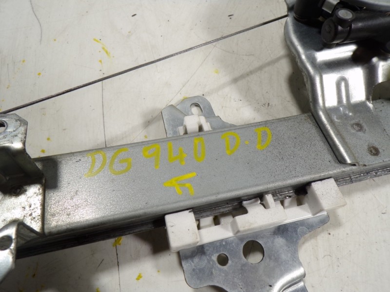 Recambio de elevalunas delantero derecho para nissan x-trail (t32) acenta 4x4 referencia OEM IAM 807204CA0A 807314CA0A 261005640