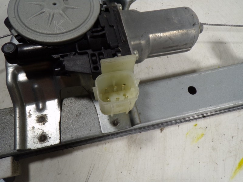 Recambio de elevalunas delantero derecho para nissan x-trail (t32) acenta 4x4 referencia OEM IAM 807204CA0A 807314CA0A 261005640