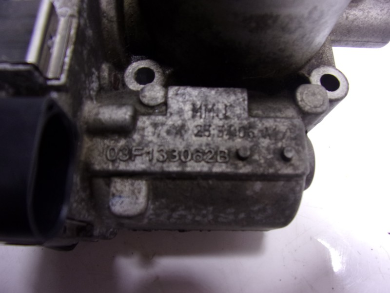 Recambio de caja mariposa para seat ibiza (6p1) 1.2 tsi referencia OEM IAM  03F133062B 