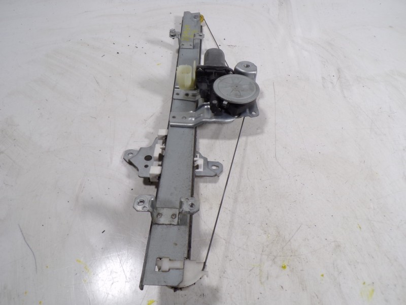 Recambio de elevalunas delantero izquierdo para nissan x-trail (t32) acenta 4x4 referencia OEM IAM 807214CA0A 807304CA1A 