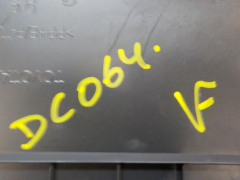 Recambio de guantera para toyota yaris referencia OEM IAM 555500D151C1  