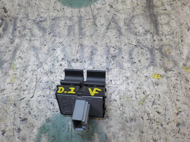 Recambio de mando elevalunas delantero izquierdo para seat ibiza (6j5) 1.2 tsi referencia OEM IAM 1K3959857CREH  