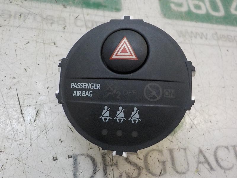 Recambio de warning para toyota yaris referencia OEM IAM 839500D100 839500D100 
