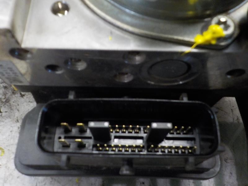 Recambio de abs para renault koleos 2.0 dci diesel fap referencia OEM IAM 47660JY53D  